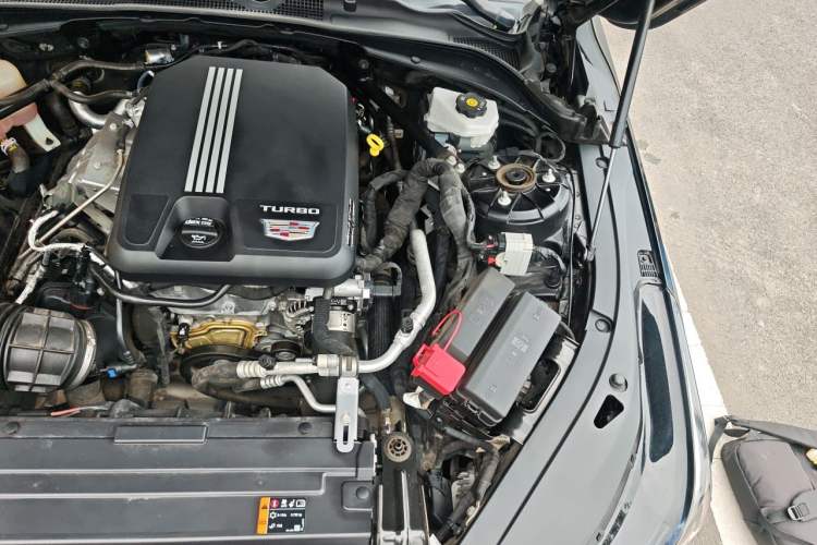Used Cadillac CT4 2022 28T Fashion Edition Engine Bay Left