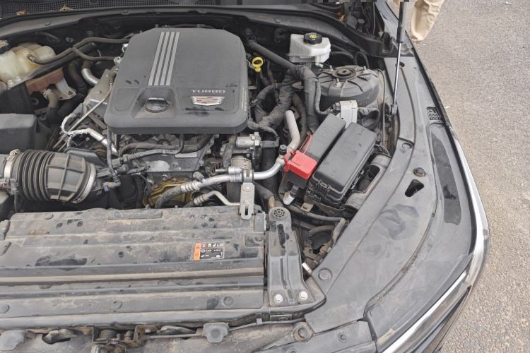 Used Cadillac CT4 2022 28T Luxury Edition Engine Bay Left