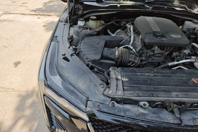 Used Cadillac CT4 2022 28T Fashion Edition Engine Bay Right