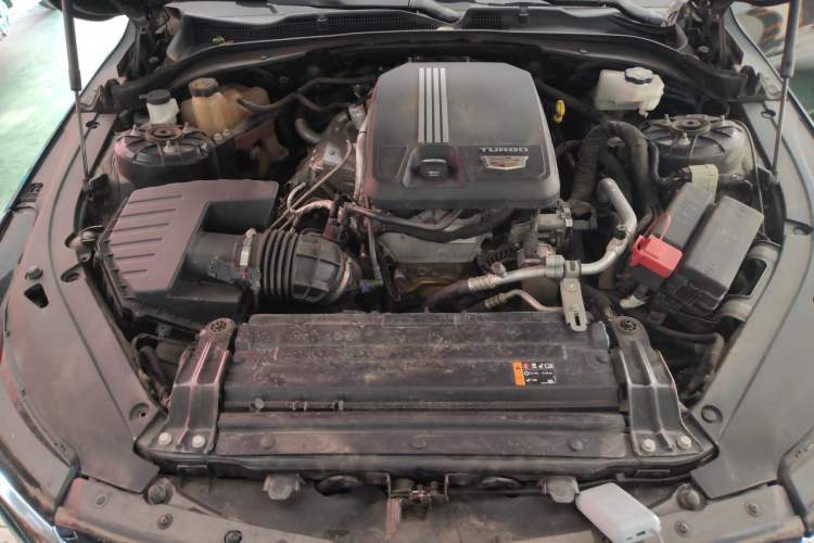 Used Cadillac CT4 2022 28T Luxury Edition Engine Bay