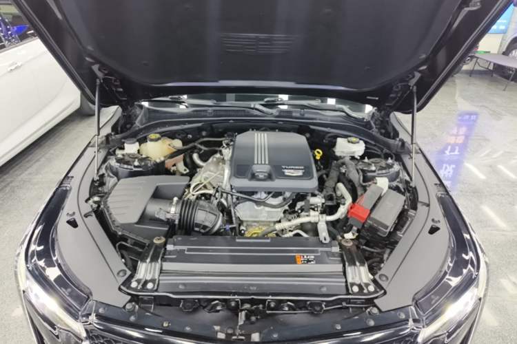 Used Cadillac CT4 2022 28T Fashion Edition Engine Bay