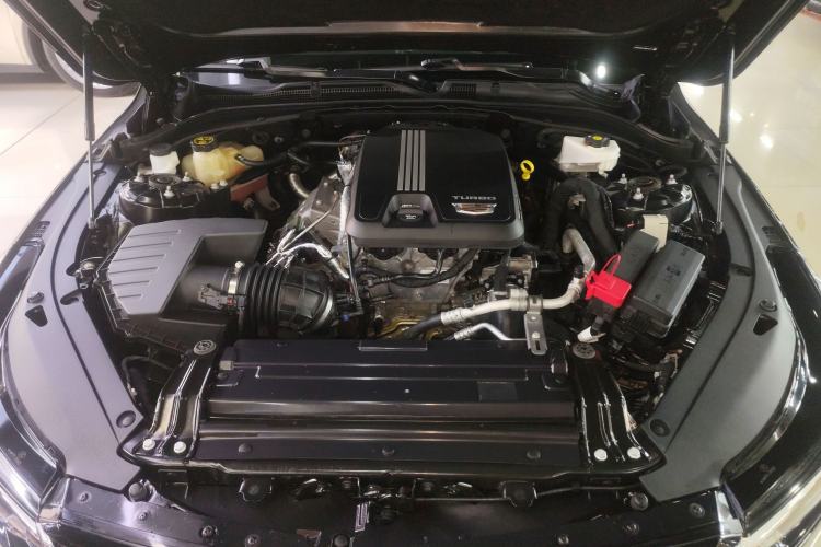 Used Cadillac CT4 2022 28T Fashion Edition Engine Bay