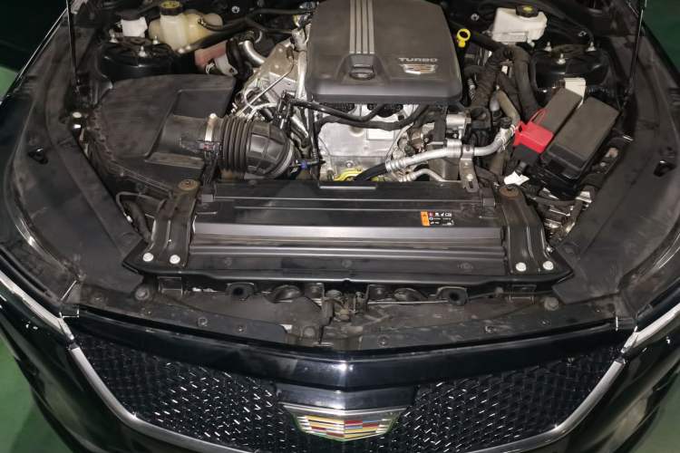 Used Cadillac CT4 2022 28T Fashion Edition Engine Bay