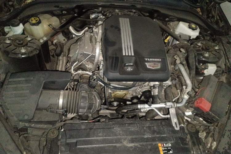 Used Cadillac CT4 2022 28T Luxury Edition Engine Bay