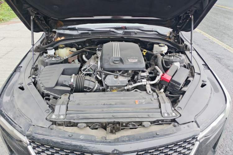 Used Cadillac CT4 2022 28T Luxury Edition Engine Bay