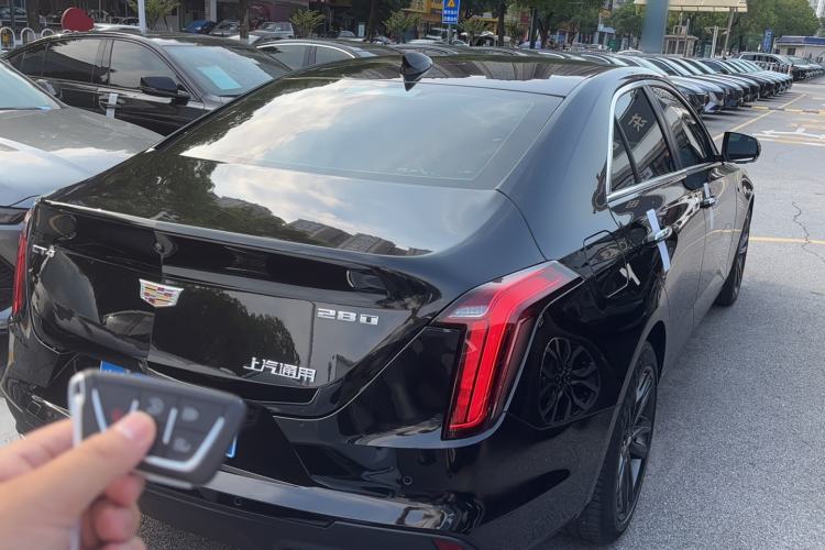 Used Cadillac CT4 2022 28T Luxury Edition Exterior 3