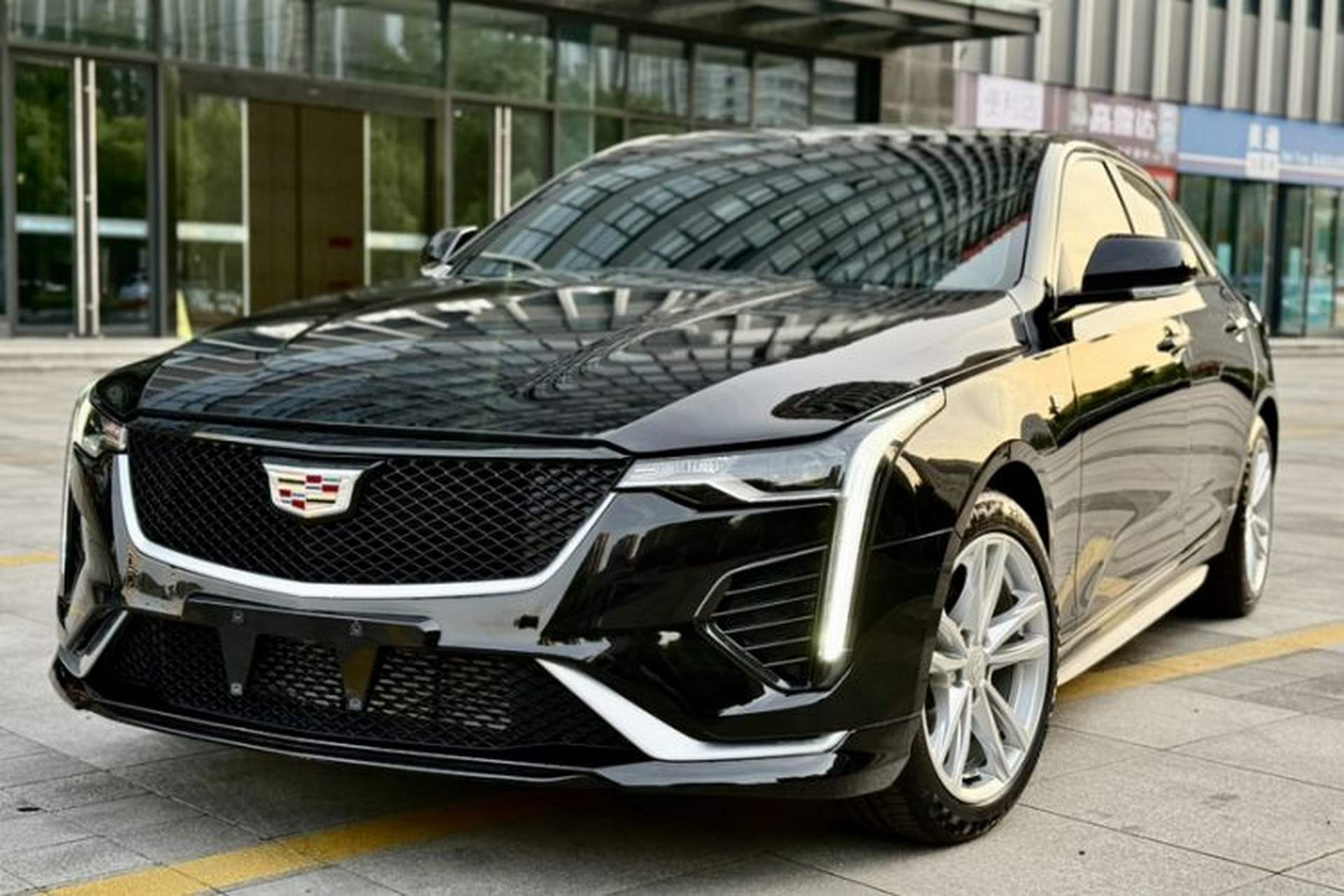 Used Cadillac CT4 2022 28T Fashion Edition Exterior 6