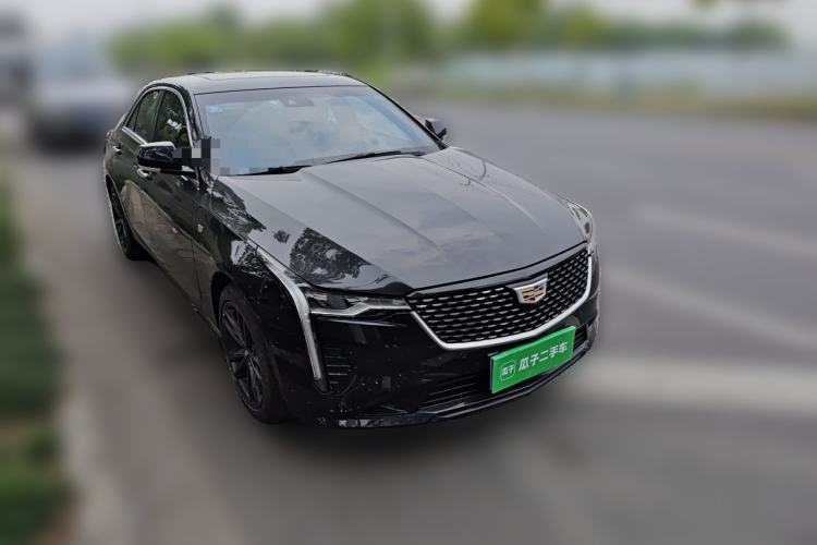 Used Cadillac CT4 2022 28T Luxury Edition Front Right 45 Deg