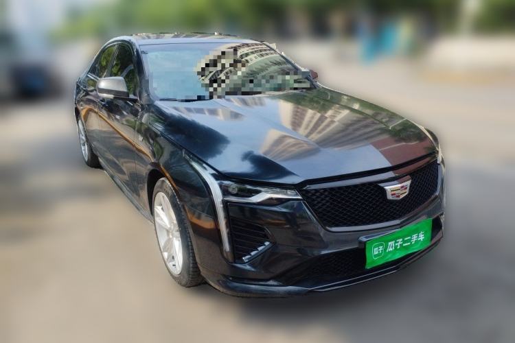 Used Cadillac CT4 2022 28T Fashion Edition Front Right 45 Deg