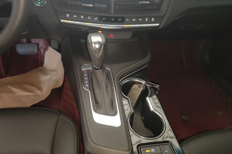 Used Cadillac CT4 2022 28T Fashion Edition Gear Lever