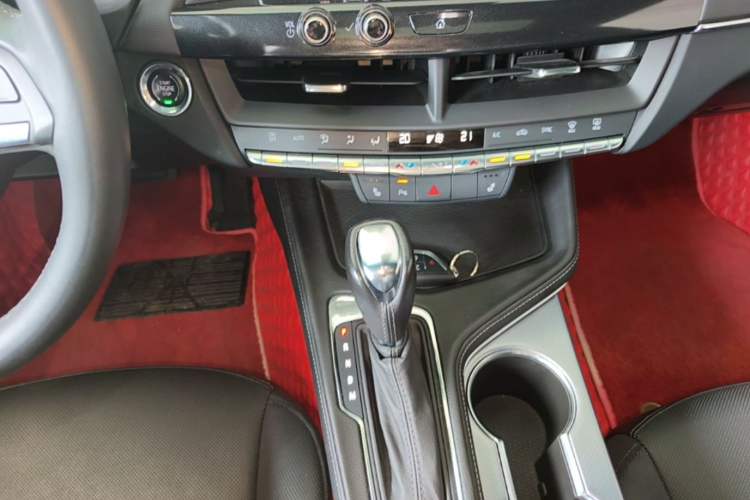 Used Cadillac CT4 2022 28T Luxury Edition Gear Lever