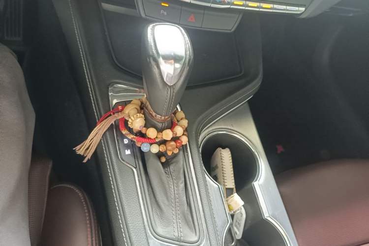 Used Cadillac CT4 2022 28T Prestige Edition Gear Lever