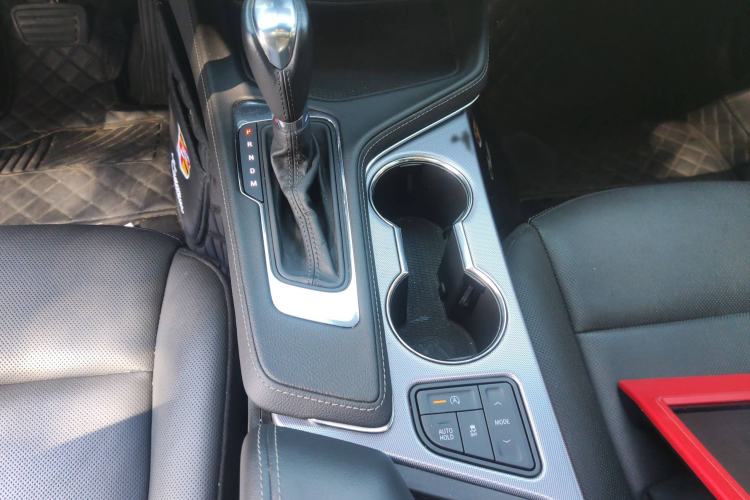 Used Cadillac CT4 2022 28T Luxury Edition Gear Lever