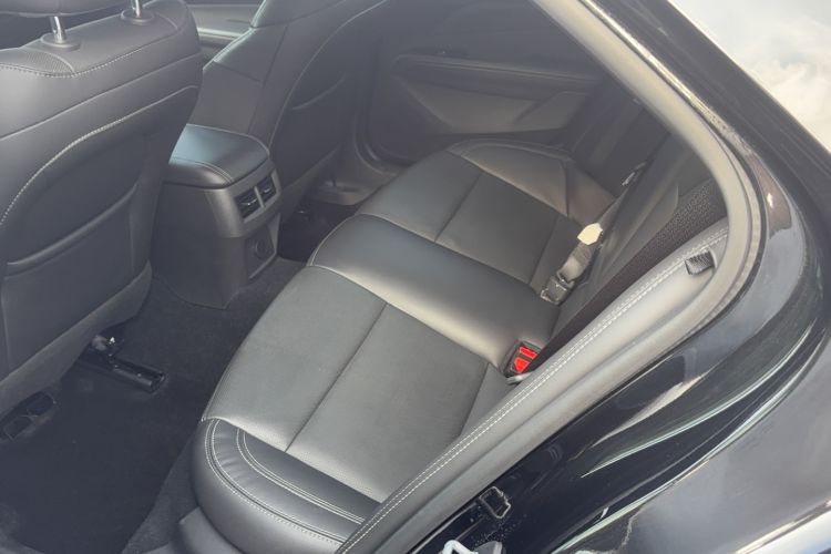 Used Cadillac CT4 2022 28T Luxury Edition Interior 2