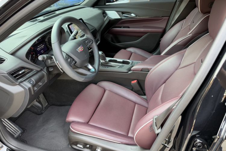 Used Cadillac CT4 2022 28T Prestige Edition Interior 4