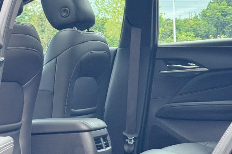 Used Cadillac CT4 2022 28T Luxury Edition Interior 7