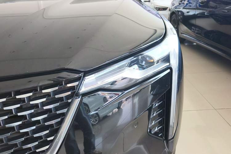 Used Cadillac CT4 2022 28T Luxury Edition Left Front Headlight