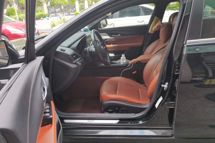 Used Cadillac CT4 2022 28T Luxury Edition Left Front Seat