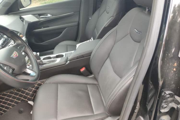 Used Cadillac CT4 2022 28T Luxury Edition Left Front Seat