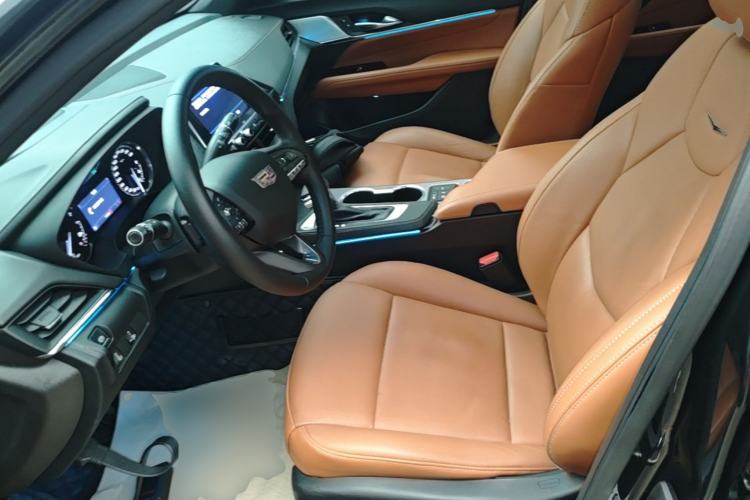 Used Cadillac CT4 2022 28T Luxury Edition Left Front Seat