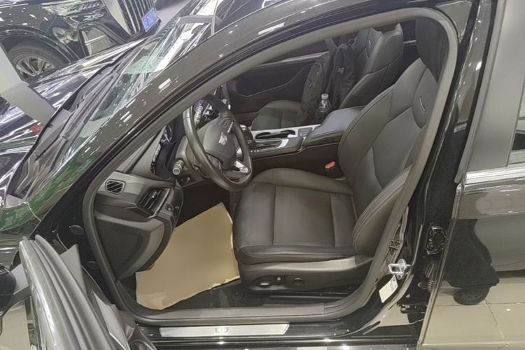 Used Cadillac CT4 2022 28T Luxury Edition Left Front Seat