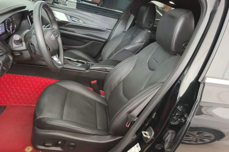 Used Cadillac CT4 2022 28T Luxury Edition Left Front Seat