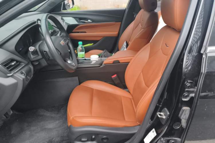 Used Cadillac CT4 2022 28T Luxury Edition Left Front Seat