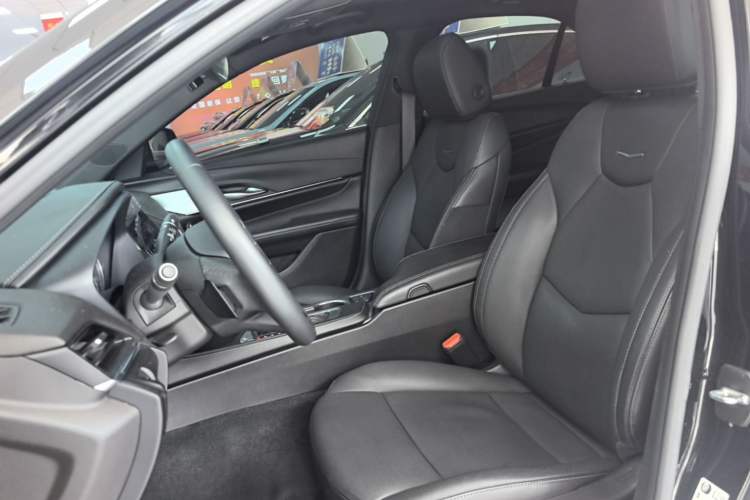 Used Cadillac CT4 2022 28T Luxury Edition Left Front Seat