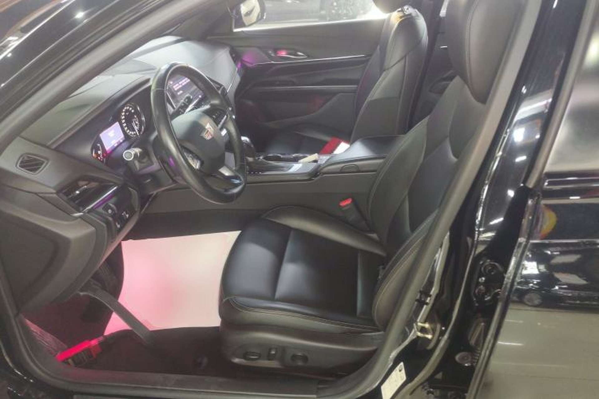 Used Cadillac CT4 2022 28T Fashion Edition Left Front Seat