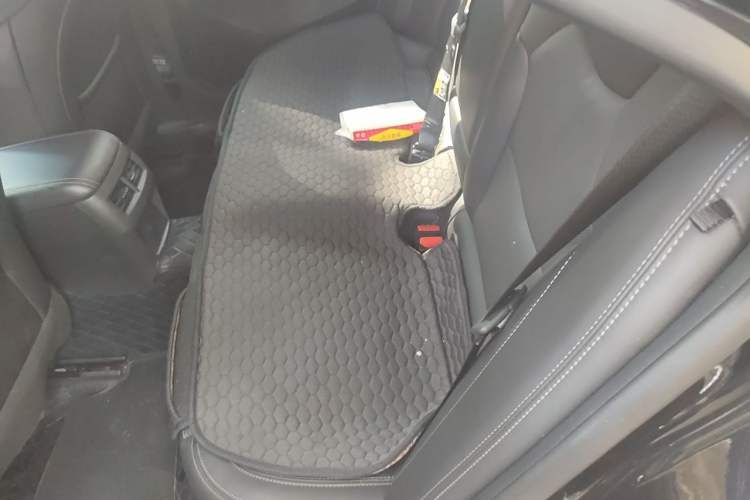 Used Cadillac CT4 2022 28T Luxury Edition Left Rear Seat