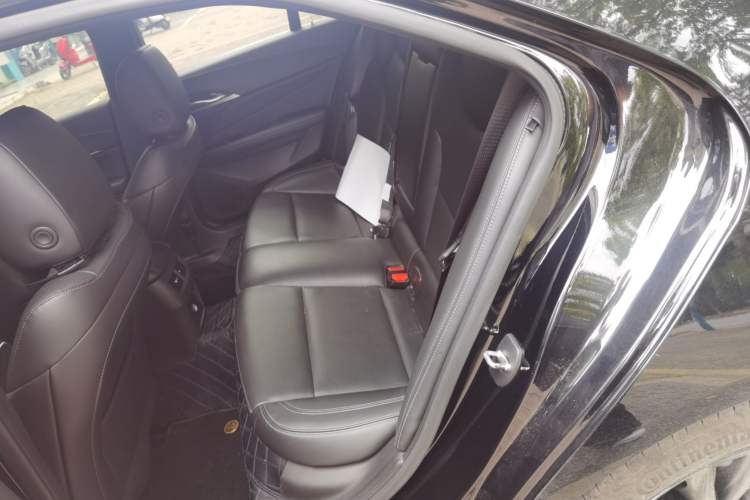 Used Cadillac CT4 2022 28T Luxury Edition Left Rear Seat