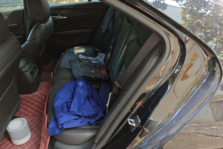 Used Cadillac CT4 2022 28T Fashion Edition Left Rear Seat