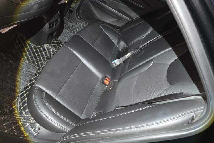 Used Cadillac CT4 2022 28T Luxury Edition Left Rear Seat