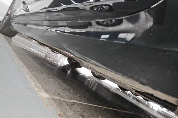 Used Cadillac CT4 2022 28T Luxury Edition Left Side Sill