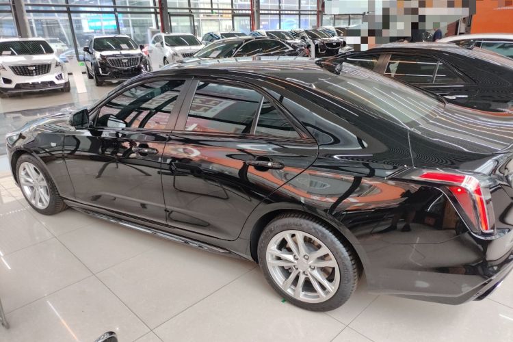 Used Cadillac CT4 2022 28T Fashion Edition Left Side
