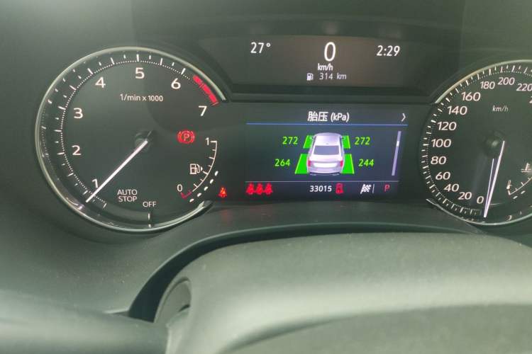 Used Cadillac CT4 2022 28T Luxury Edition Odometer Close Up