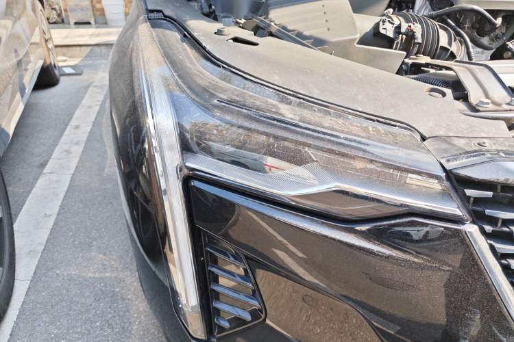 Used Cadillac CT4 2022 28T Luxury Edition Right Front Headlight