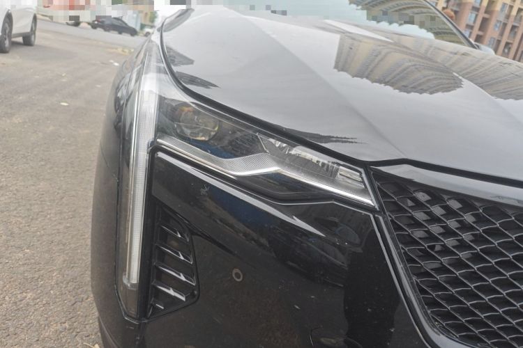 Used Cadillac CT4 2022 28T Luxury Edition Right Front Headlight