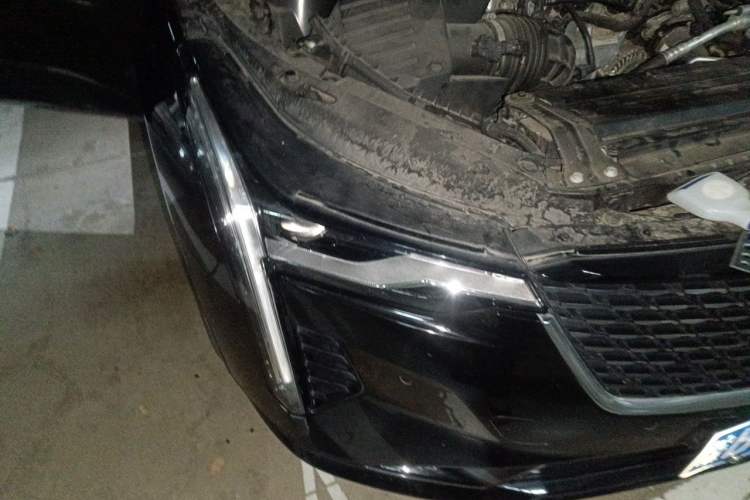 Used Cadillac CT4 2022 28T Luxury Edition Right Front Headlight