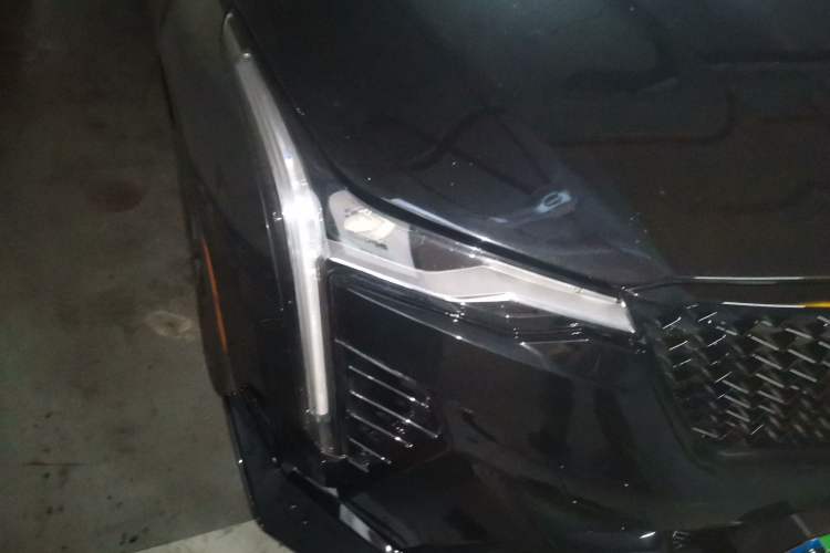 Used Cadillac CT4 2022 28T Luxury Edition Right Front Headlight