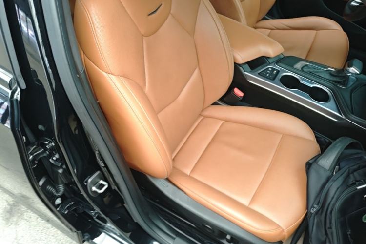 Used Cadillac CT4 2022 28T Luxury Edition Right Front Seat