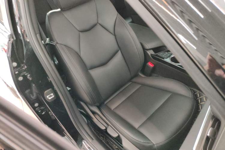 Used Cadillac CT4 2022 28T Fashion Edition Right Front Seat