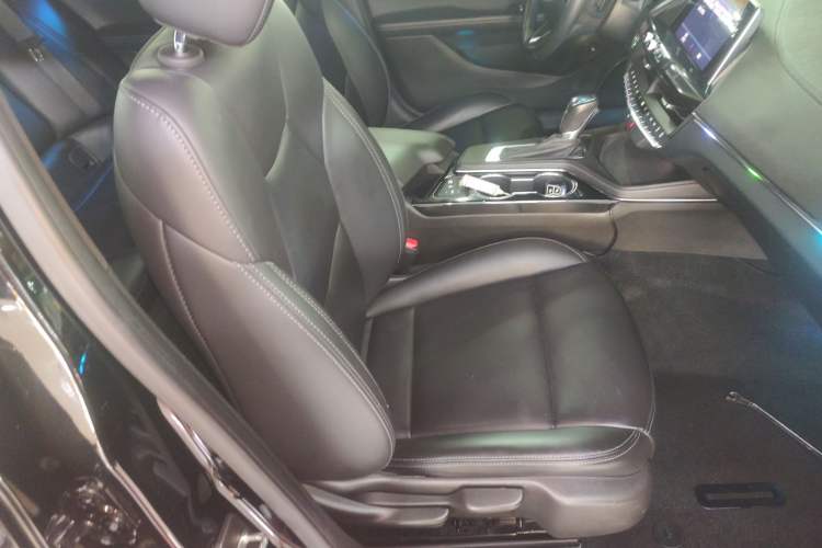 Used Cadillac CT4 2022 28T Fashion Edition Right Front Seat
