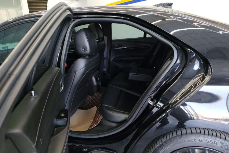 Used Cadillac CT4 2022 28T Fashion Edition Right Rear Seat