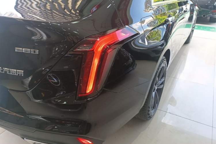 Used Cadillac CT4 2022 28T Luxury Edition Right Rear Taillight