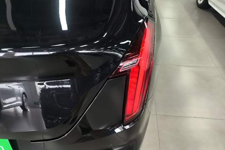 Used Cadillac CT4 2022 28T Luxury Edition Right Rear Taillight