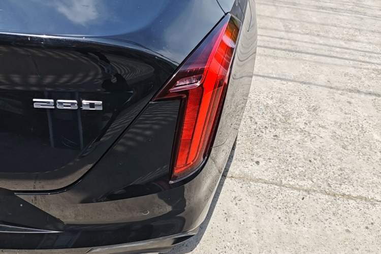 Used Cadillac CT4 2022 28T Luxury Edition Right Rear Taillight