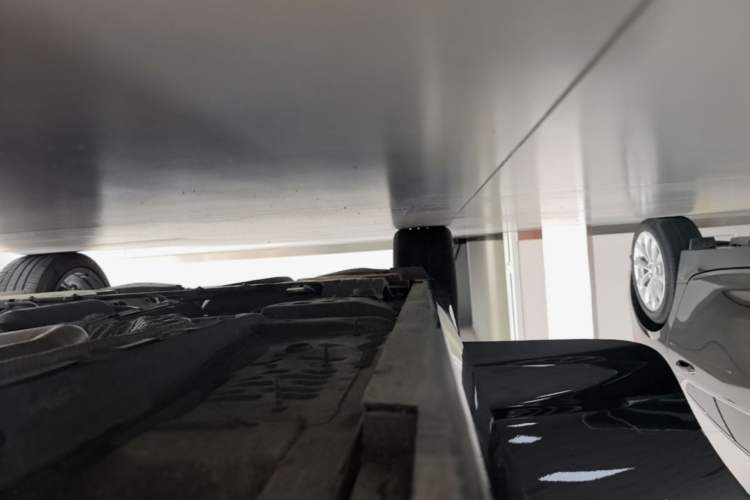 Used Cadillac CT4 2022 28T Luxury Edition Right Side Sill