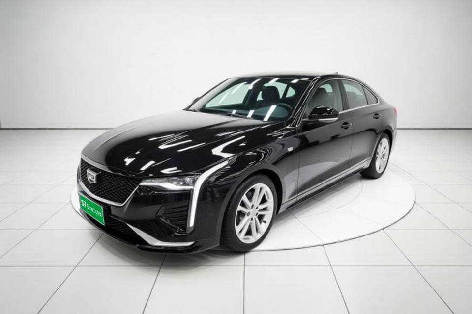 Cadillac CT4 2022
