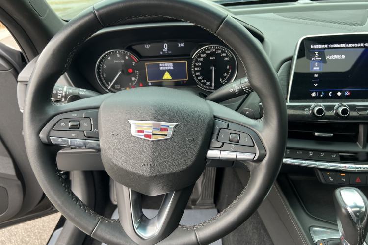 Used Cadillac CT4 2022 28T Luxury Edition Steering Wheel